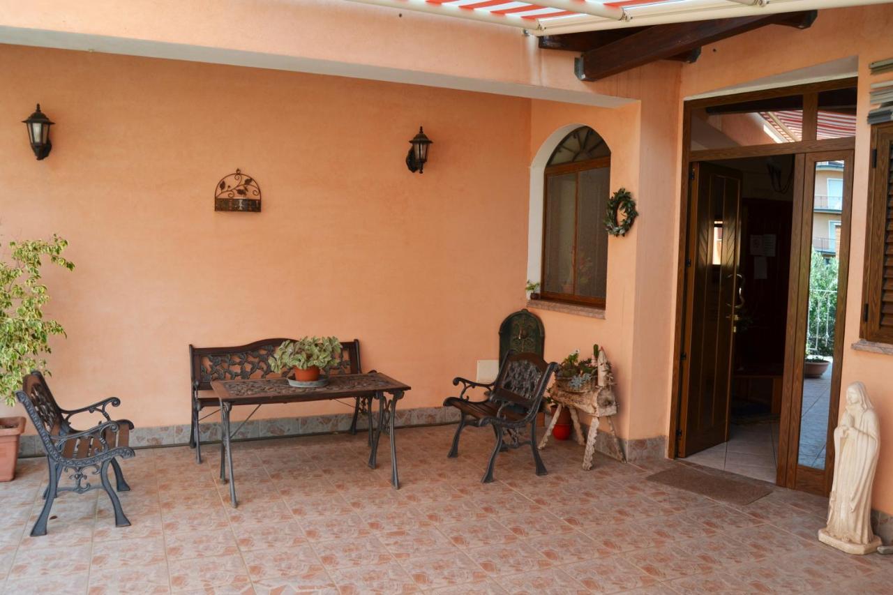 Hotel Ristorante L'Avvenire Gizzeria Exterior photo