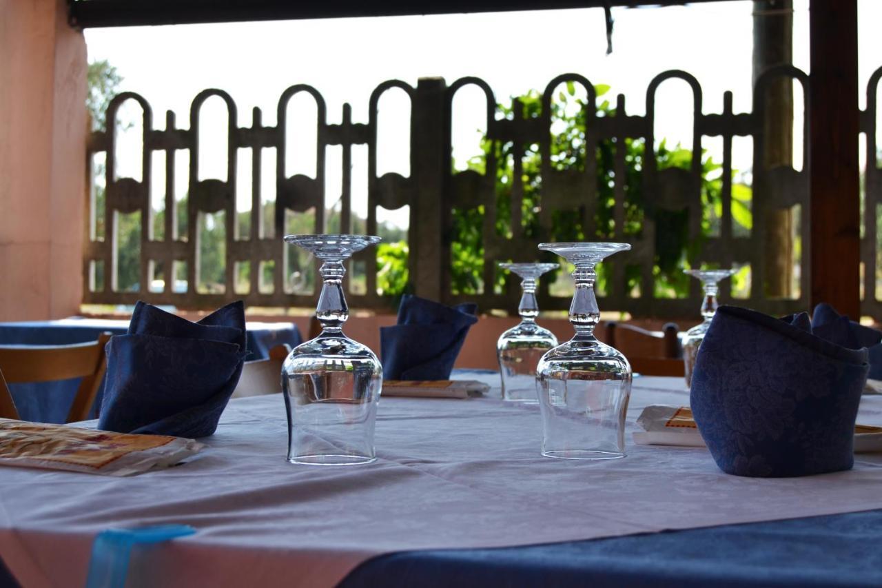 Hotel Ristorante L'Avvenire Gizzeria Exterior photo